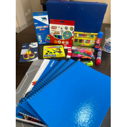 Entrega de kits escolares e mochilas nas escolas e CMEIs de Balsa Nova